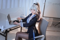 OL小姐姐